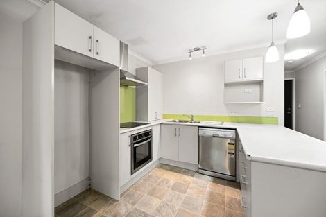 Photo of property in 1/240 Old Farm Road, Hillcrest, Hamilton, 3216