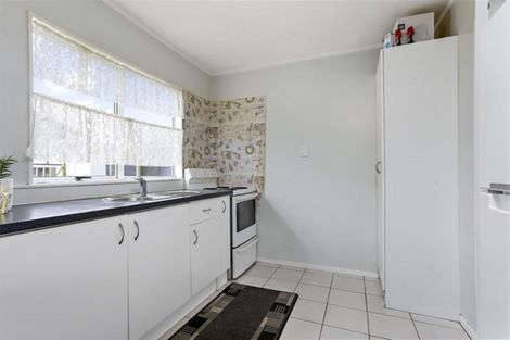 Photo of property in 5 Dennis Road, Papatoetoe, Auckland, 2025