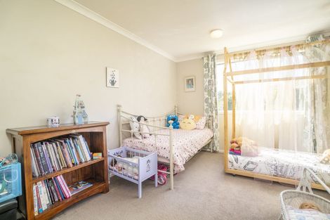 Photo of property in 107 Kenmore Street, Newlands, Wellington, 6037