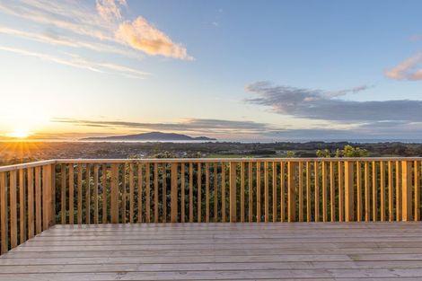 Photo of property in 94 Kotare Street, Waikanae, 5036