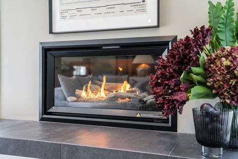 Photo of property in 9 Hollyhock Lane, Wanaka, 9305