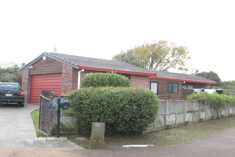 Photo of property in 14 Gairloch Place, Wattle Downs, Auckland, 2103