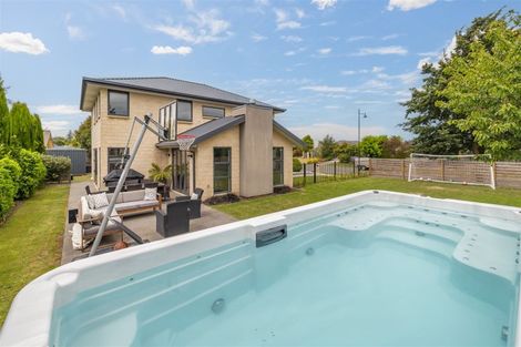 Photo of property in 1 Hawthorn Mews, Rangiora, 7400