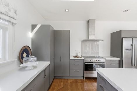 Photo of property in 1/68 Searells Road, Strowan, Christchurch, 8052