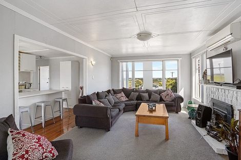 Photo of property in 18 Prangley Avenue, Mangere, Auckland, 2022