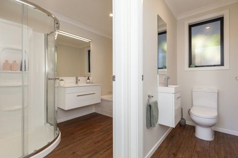 Photo of property in 3 Hihi Place, Waikanae, 5036