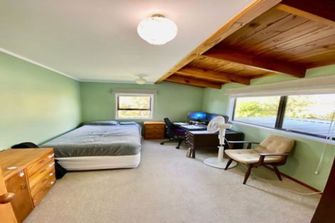 Photo of property in 1/44 Old Lake Road, Narrow Neck, Auckland, 0624