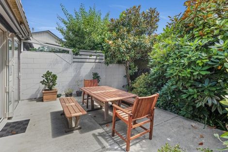 Photo of property in 2/32 Wilfrid Street, Ilam, Christchurch, 8041