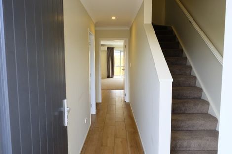 Photo of property in 19u2 Collins Avenue, Tawa, Wellington, 5028