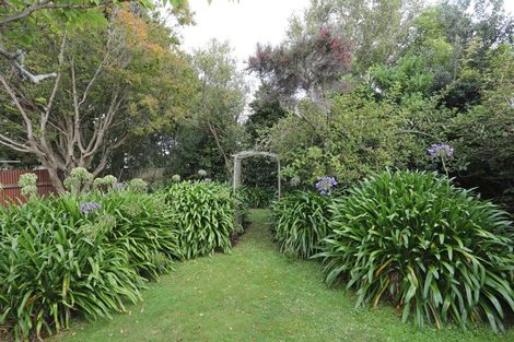 Photo of property in 62 Pukepapa Road, Marton, 4710