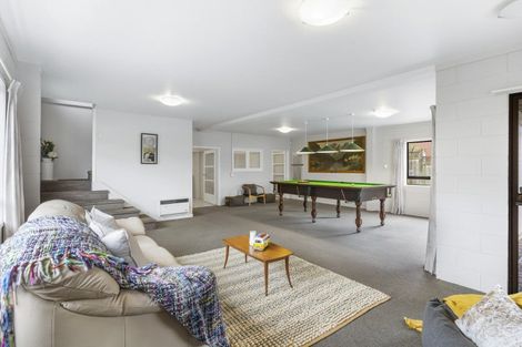 Photo of property in 15 Quebec Road, Milford, Auckland, 0620