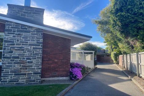 Photo of property in 27 Tuirau Place, Ilam, Christchurch, 8041