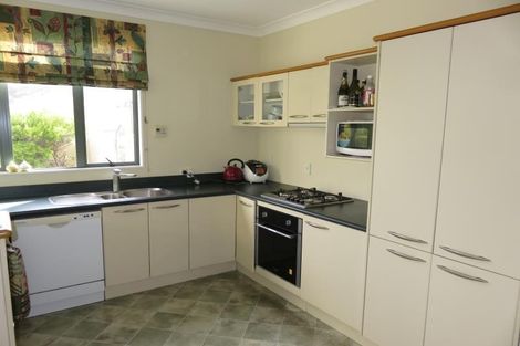 Photo of property in 43 Amesbury Drive, Churton Park, Wellington, 6037
