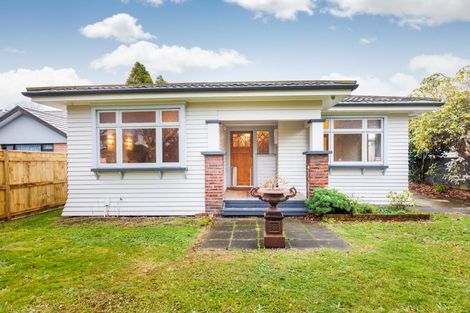 Photo of property in 31 Manapouri Crescent, Hokowhitu, Palmerston North, 4410