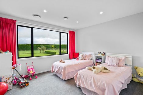 Photo of property in 204 Roslyn Road, Roslyn Bush, Invercargill, 9876