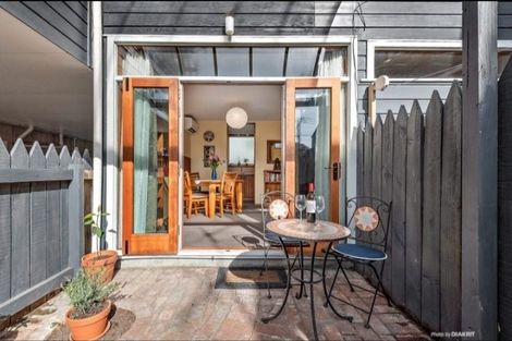 Photo of property in 1u4 Cottleville Terrace, Thorndon, Wellington, 6011