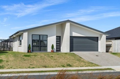 Photo of property in 52 Tamapahore Boulevard, Papamoa Beach, Papamoa, 3118