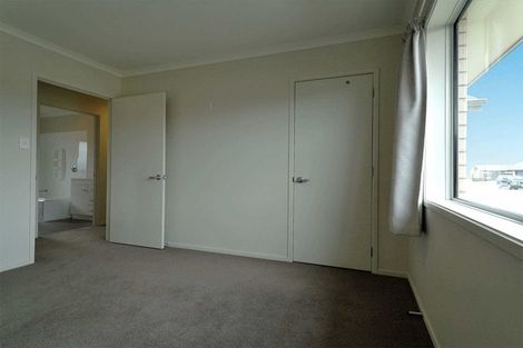 Photo of property in 1 Burford Way, Rolleston, 7615