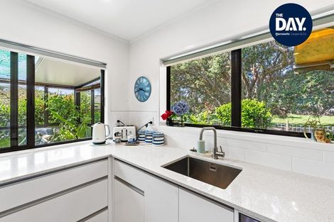 Photo of property in 175a Centreway Road, Orewa, 0931