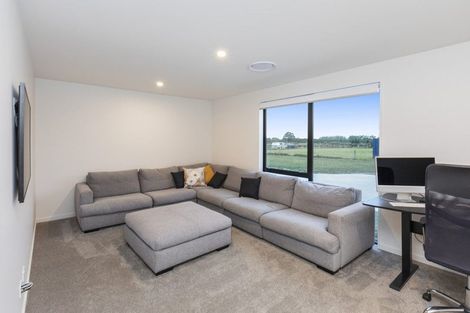 Photo of property in 34 Waitai Close, Long Bay, 0630