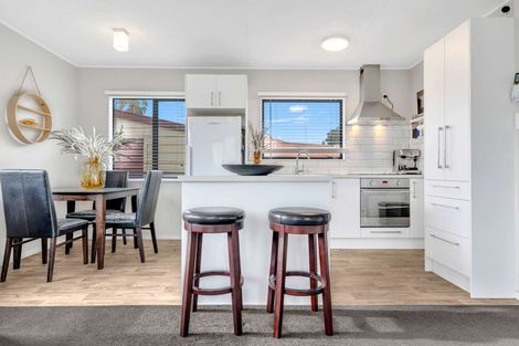 Photo of property in 8a Novelle Grove, Papamoa Beach, Papamoa, 3118