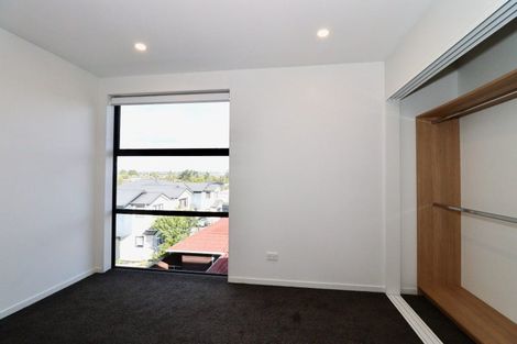 Photo of property in 3b Wilbur Place, Pakuranga Heights, Auckland, 2010