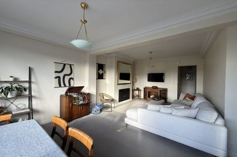 Photo of property in 4/154 Oriental Parade, Oriental Bay, Wellington, 6011