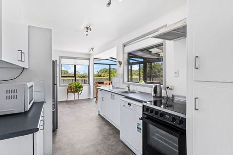 Photo of property in 83 Glen Marine Parade, Glendene, Auckland, 0602