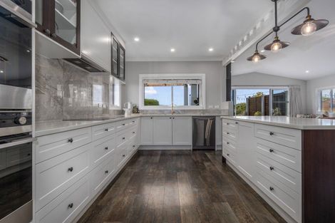 Photo of property in 9 Baxters Rise, Aotea, Porirua, 5024