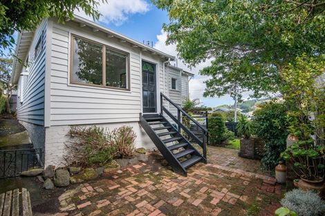 Photo of property in 14 Mataora Road, Kenmure, Dunedin, 9011