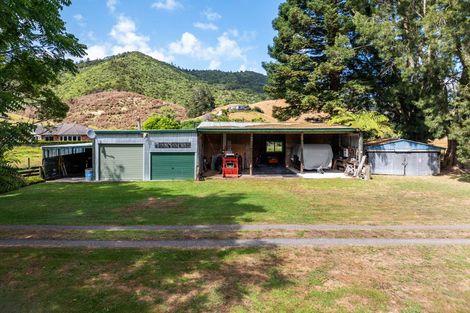 Photo of property in 21 Parker Road, Huntly, 3771