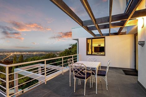 Photo of property in 3 Allom Lane, Cashmere, Christchurch, 8022