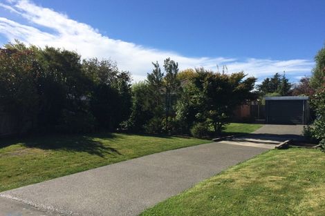 Photo of property in 46 Torquay Place, Bryndwr, Christchurch, 8053