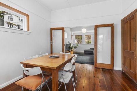 Photo of property in 16 Charlotte Avenue, Brooklyn, Wellington, 6021