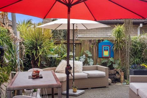 Photo of property in 41 Matene Place, Papamoa Beach, Papamoa, 3118