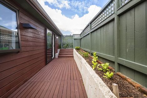 Photo of property in 10f2 Woodland Road, Johnsonville, Wellington, 6037