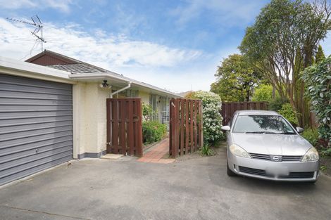 Photo of property in 23 Crofton Road, Harewood, Christchurch, 8051