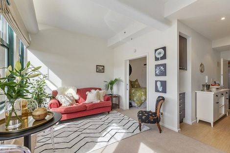 Photo of property in Orange House/land Equity, 21/182u Wakefield Street, Te Aro, Wellington, 6011