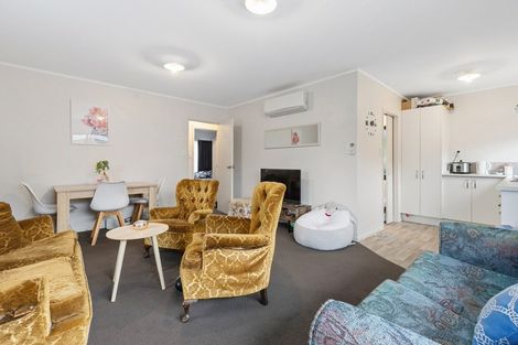 Photo of property in 7b Frances Street, Hamilton East, Hamilton, 3216