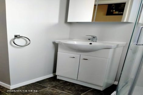 Photo of property in 4 Durham Crescent, Fairfield, Lower Hutt, 5011