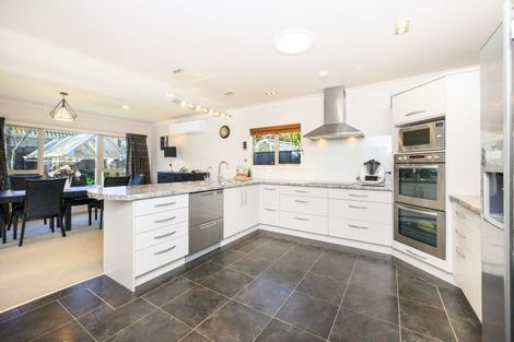 Photo of property in 14 Churchill Avenue, Hokowhitu, Palmerston North, 4410