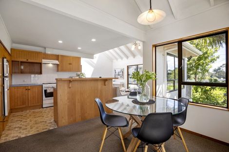 Photo of property in 62 Wairoa Road, Narrow Neck, Auckland, 0624