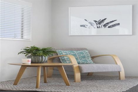 Photo of property in 8 Brookfield Road, Te Atatu Peninsula, Auckland, 0610