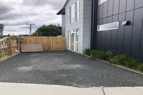 Photo of property in 28a Opaheke Road, Papakura, 2110