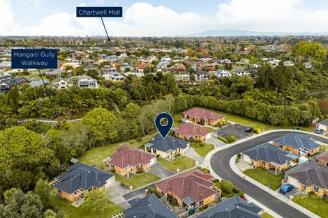 Photo of property in 55 Sovereign Isle Lane, Rototuna, Hamilton, 3210
