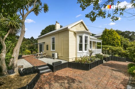 Photo of property in 10 Glen Road, Mornington, Dunedin, 9011