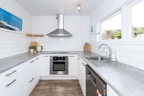 Photo of property in 49 Government Road, Raglan, 3225