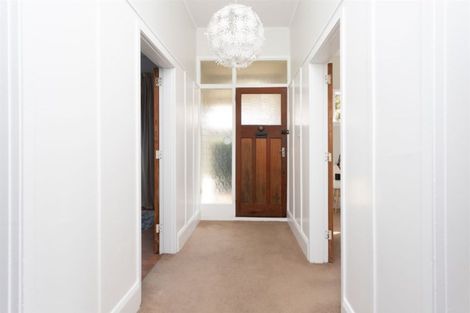 Photo of property in 16 Winton Street, St Albans, Christchurch, 8014