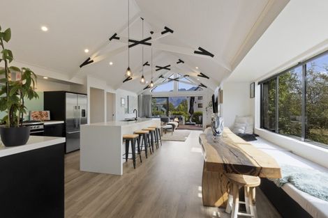 Photo of property in 5 Polperro Court, Jacks Point, Queenstown, 9371