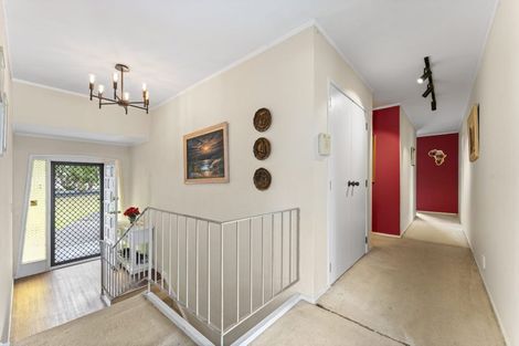 Photo of property in 5 Stapleford Crescent, Browns Bay, Auckland, 0630